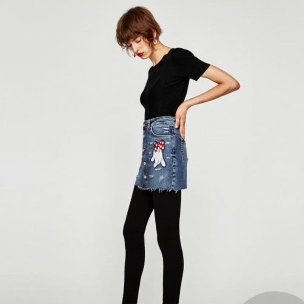 Zara Disney Minnie Mouse denim mini skirt buttons glove hands xs extra small - Picture 4 of 13